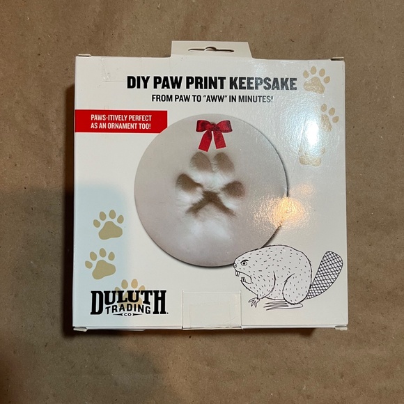 NIB Deluth Trading Co DIY Paw Print Keepsake - Picture 2 of 2